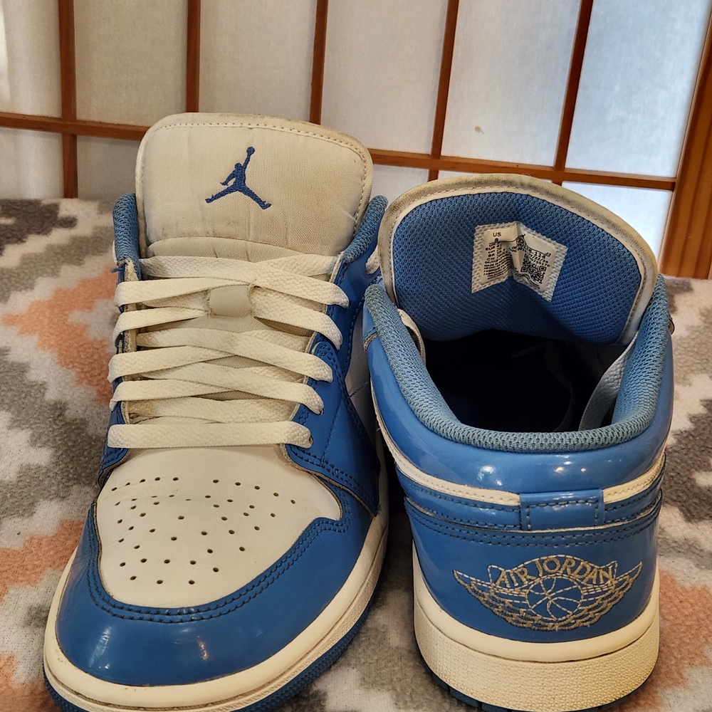 Nike Air Jordan 1 Low - Picture 10 of 10